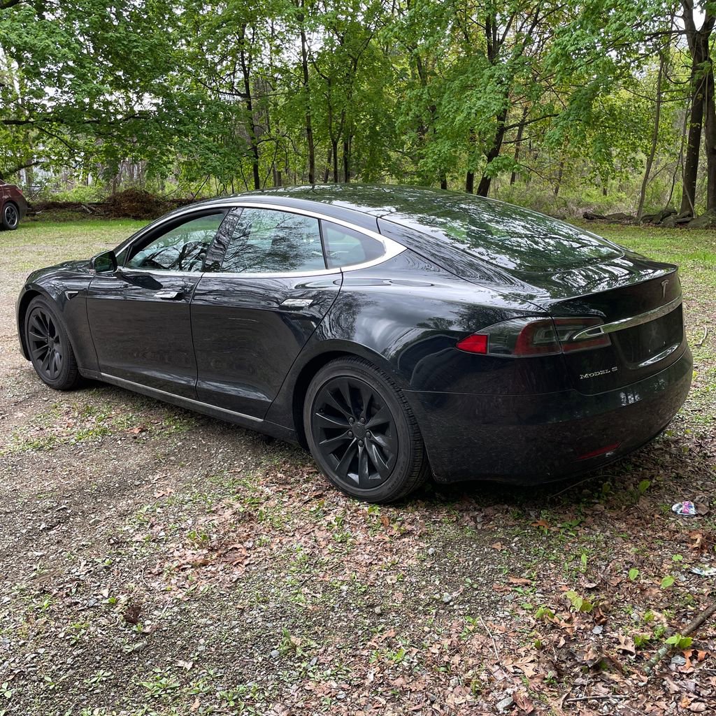 Used 2018 Tesla Model S 100D AWD/4WD image 2
