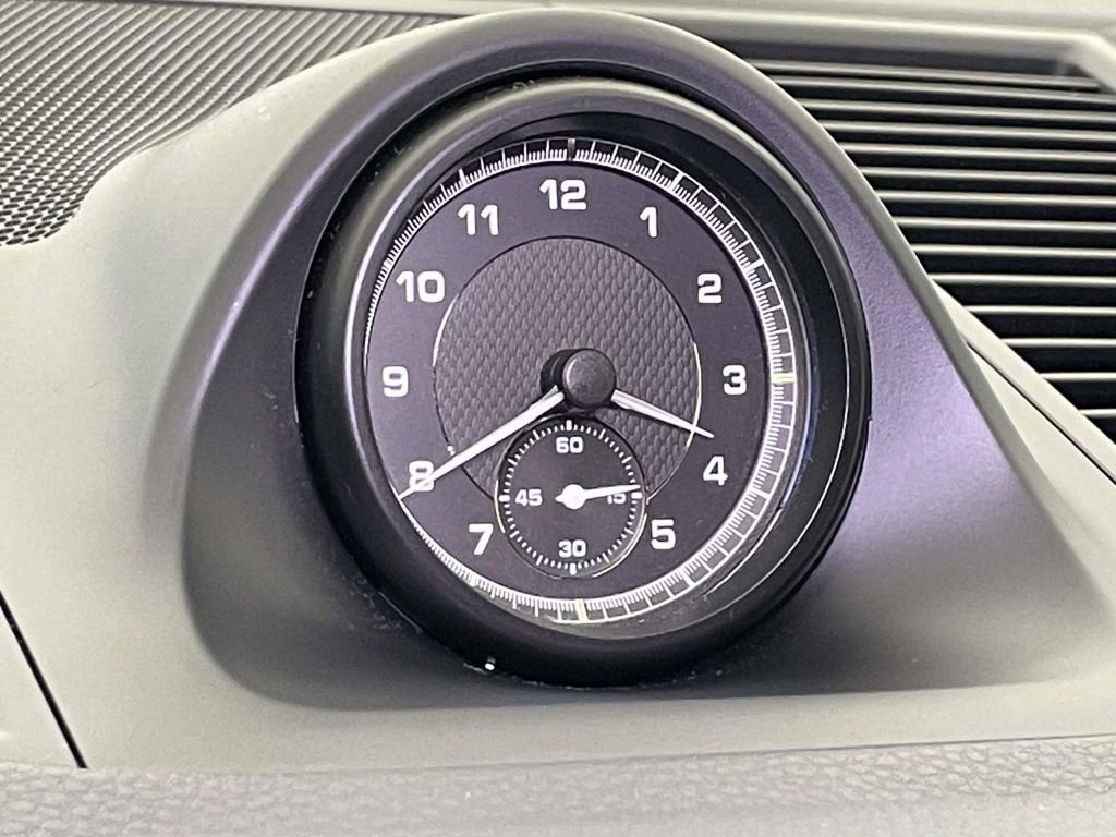 Certified 2022 Porsche Macan image 28