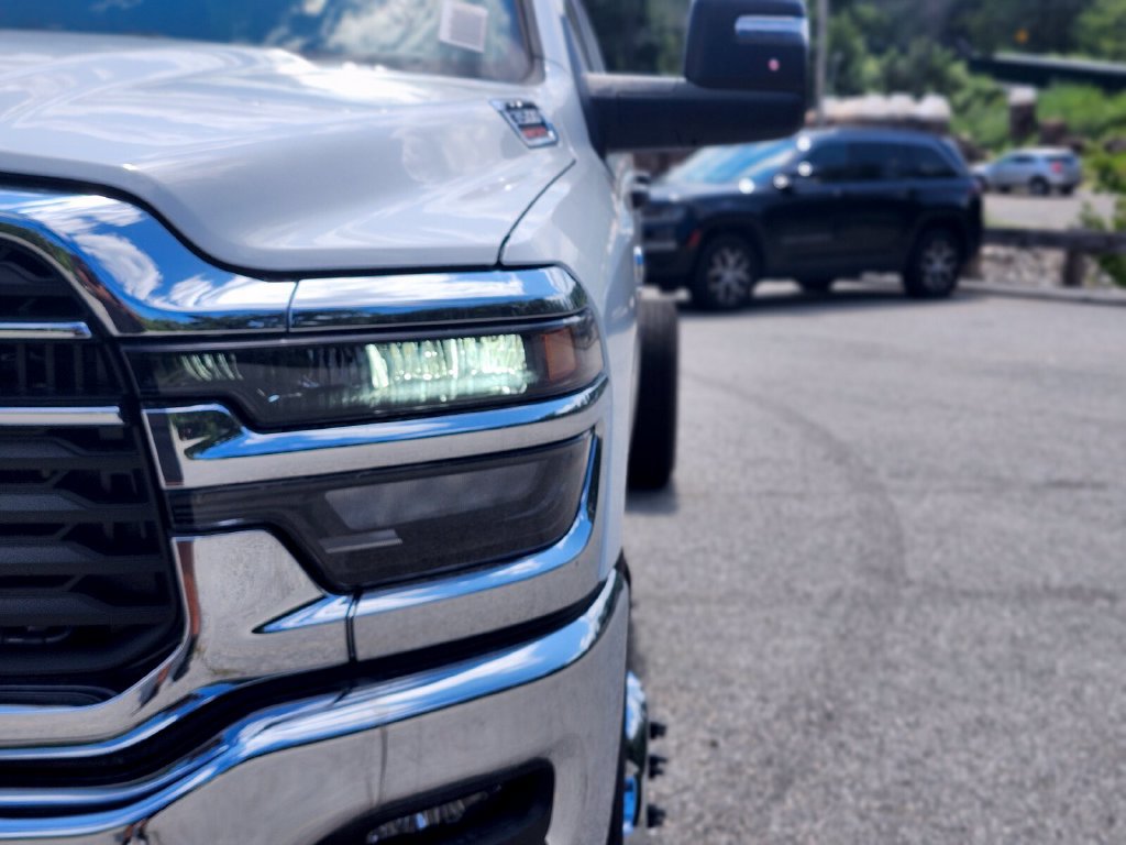 New 2026 RAM 3500 Tradesman w/ Chrome Appearance Group A AWD/4WD image 9