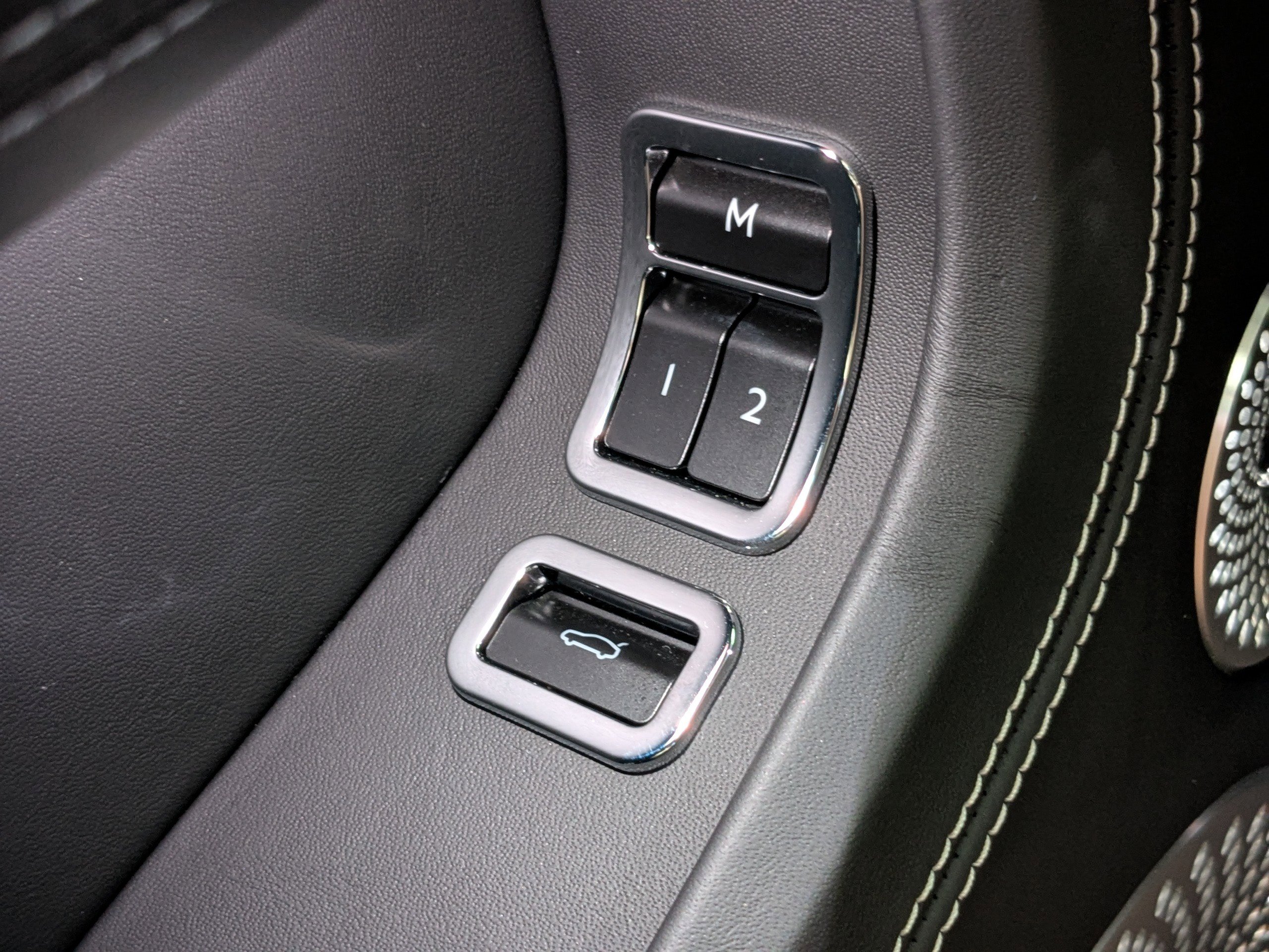 Used 2020 Bentley Continental GT image 28