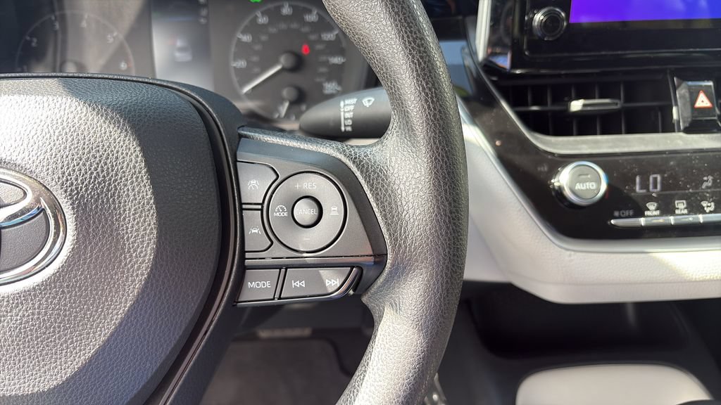 Used 2023 Toyota Corolla LE FWD image 19