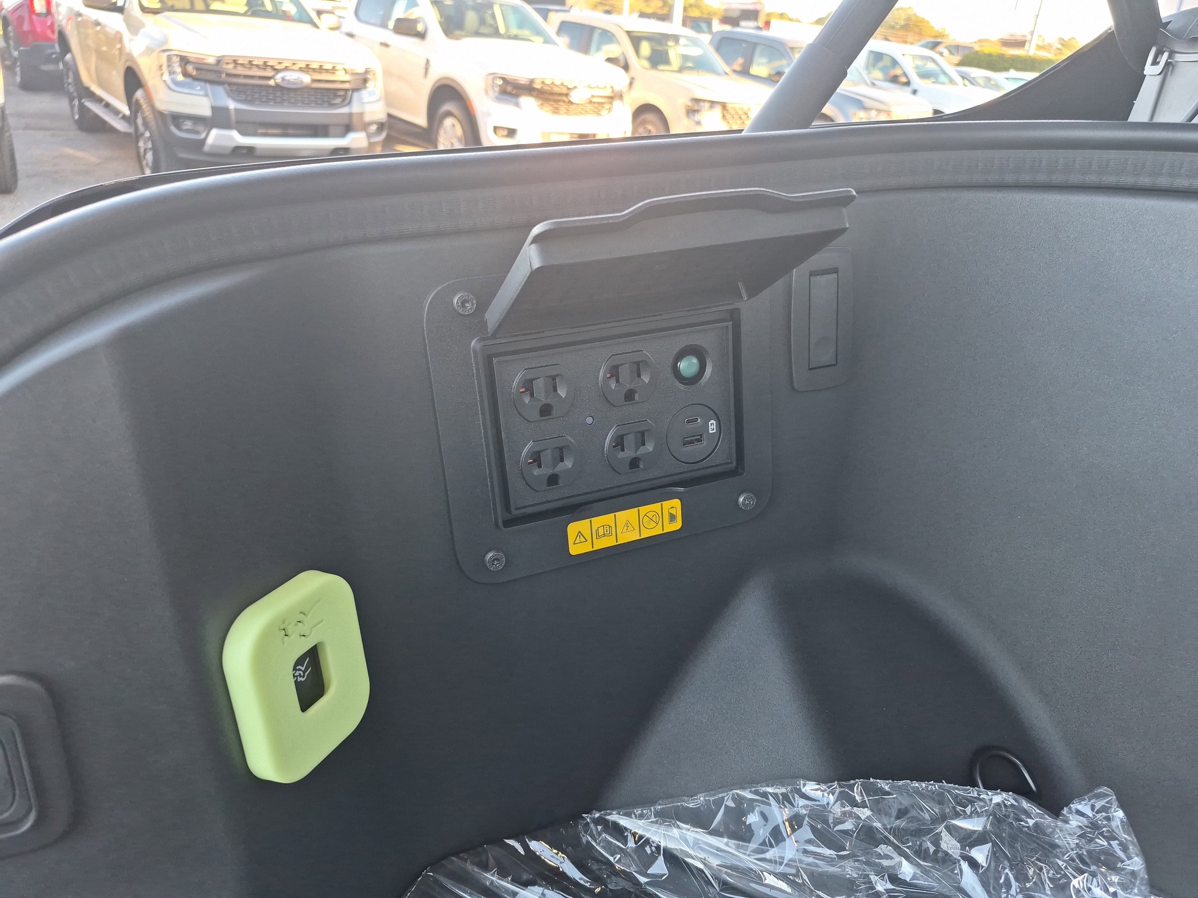 New 2025 Ford F150 Lightning Flash image 14