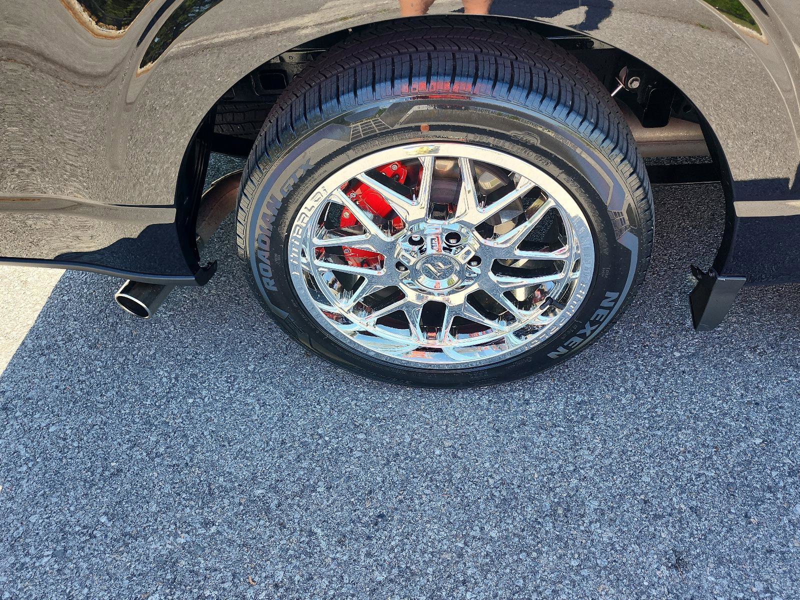 Used 2024 Ford F150 XLT w/ Mobile Office Package image 4