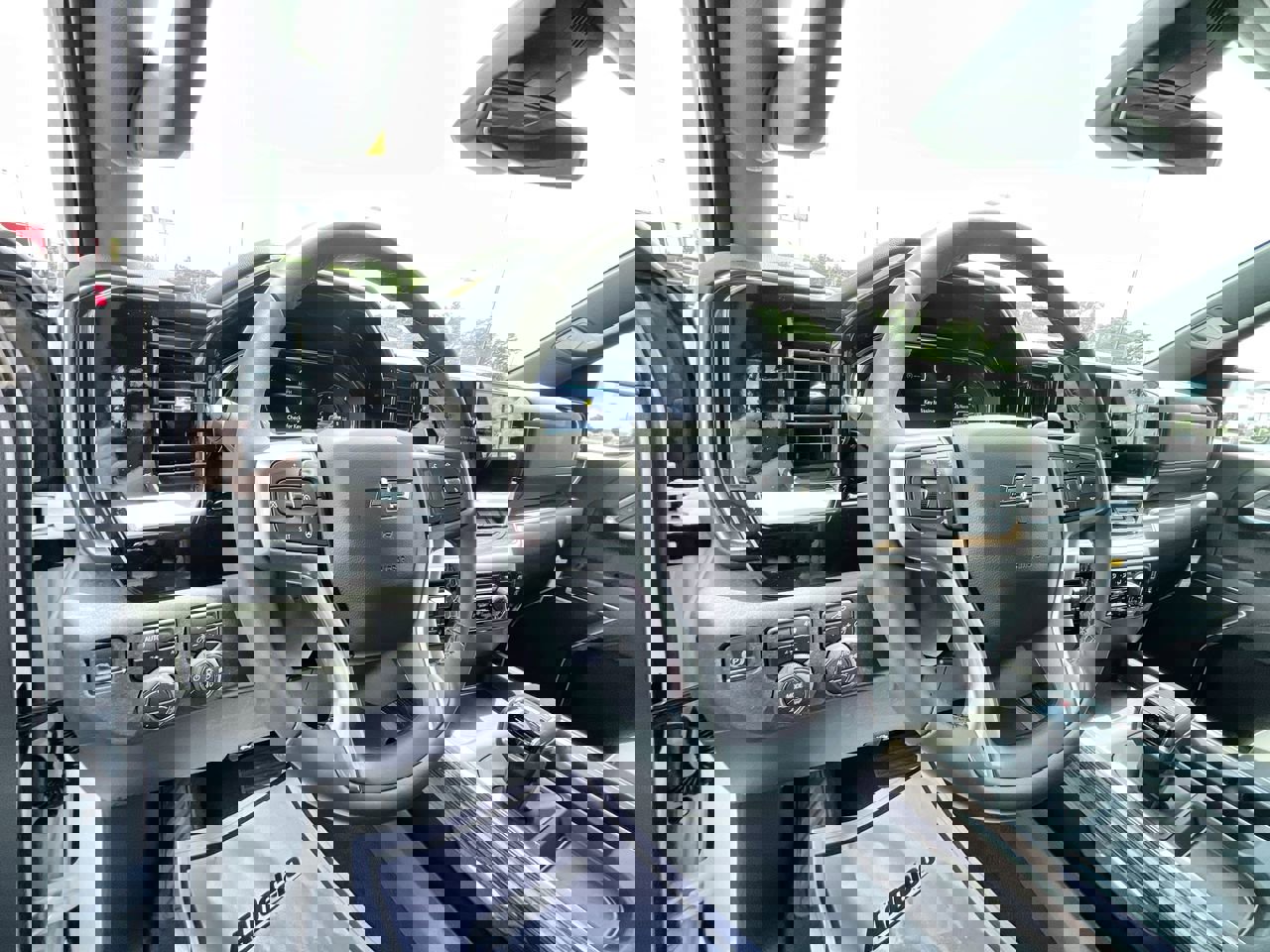 New 2025 Chevrolet Silverado 1500 RST image 10