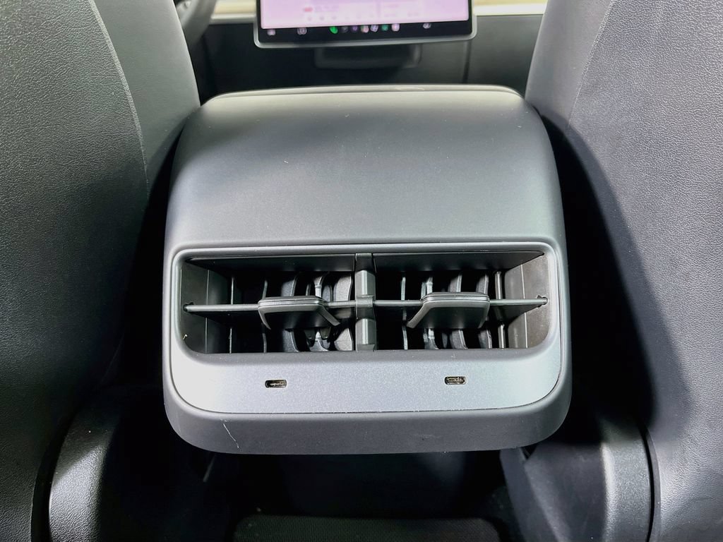Used 2023 Tesla Model 3 Standard Range RWD image 29