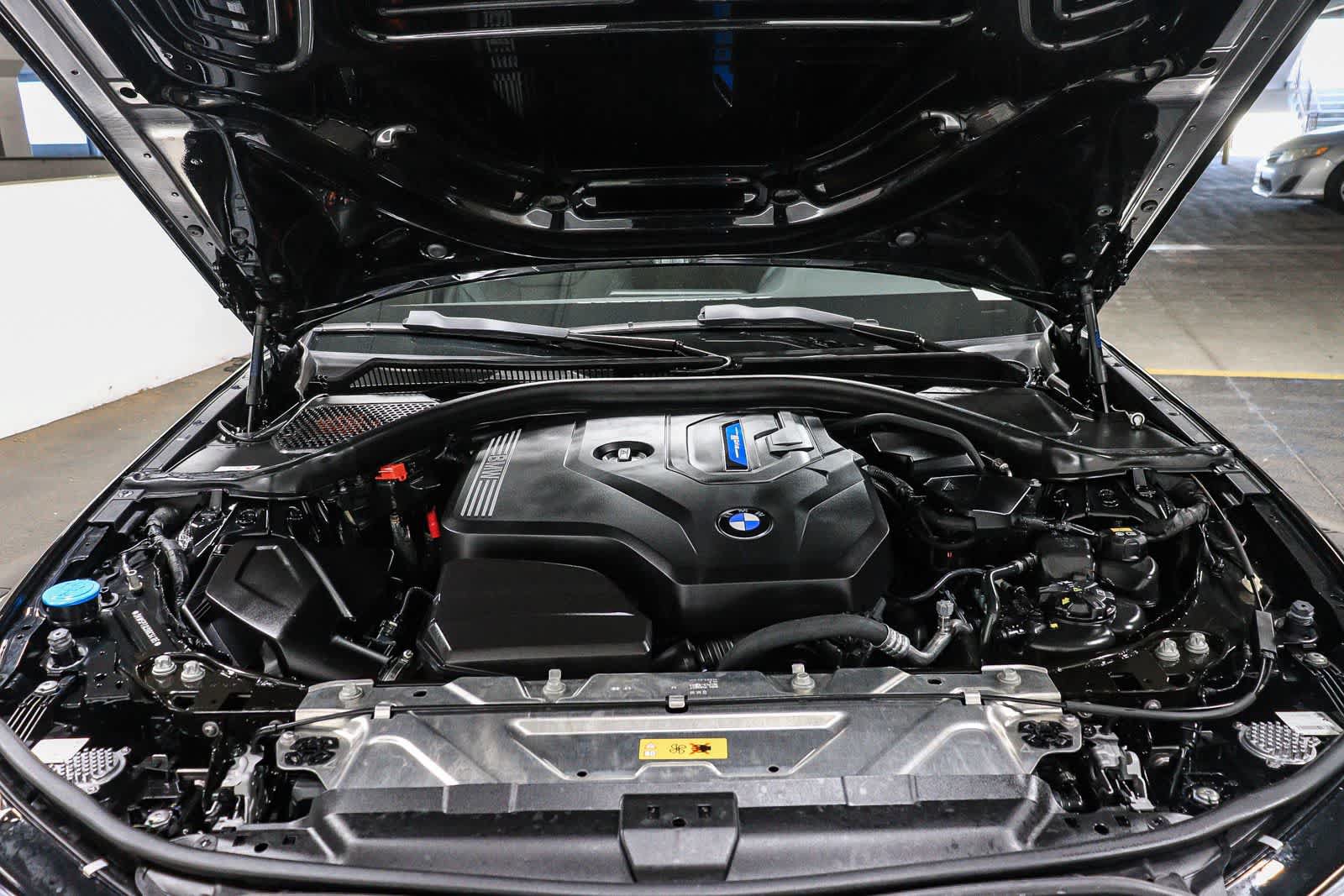 Used 2022 BMW 330e RWD image 27