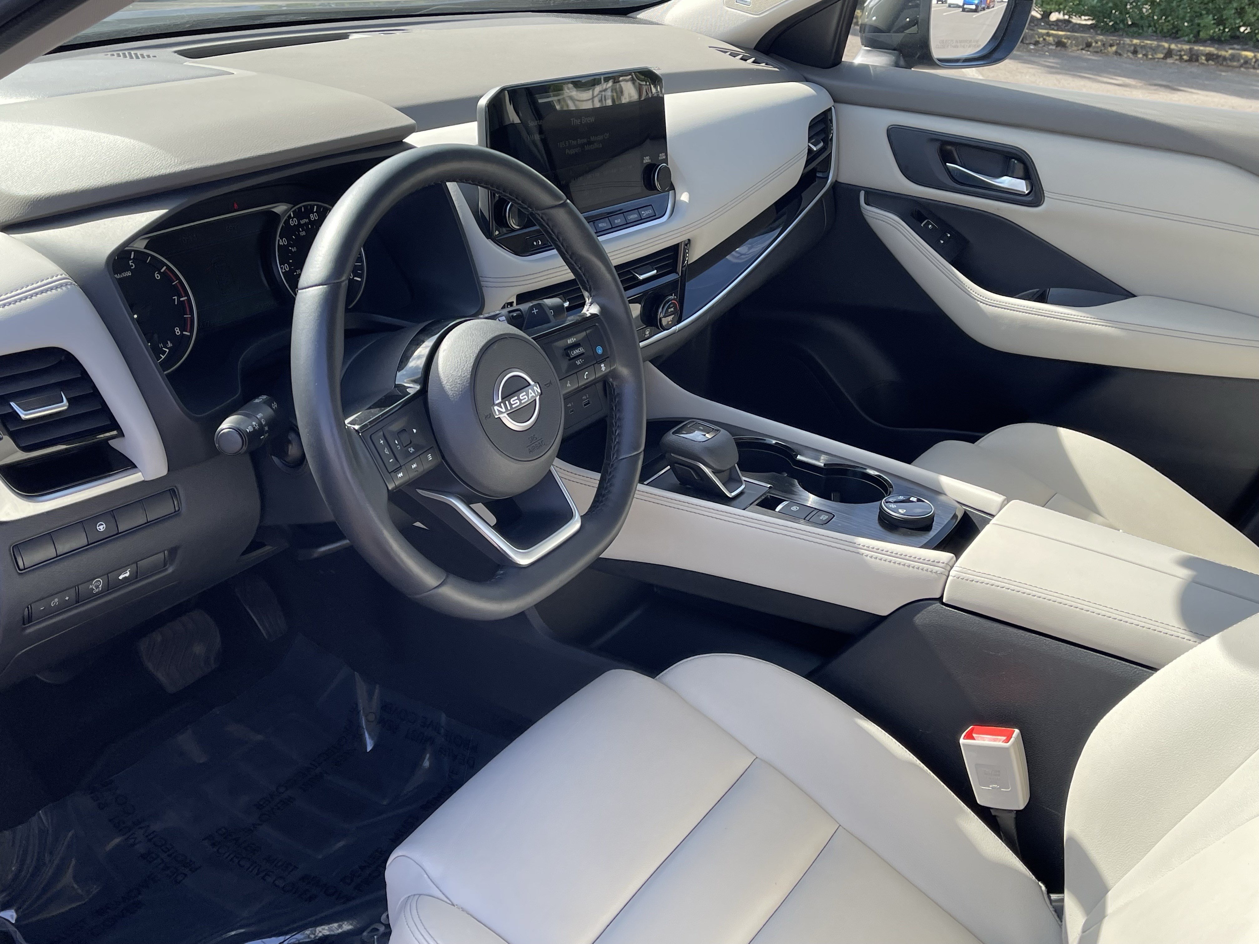 Used 2023 Nissan Rogue SL w/ SL Premium Package AWD/4WD image 10