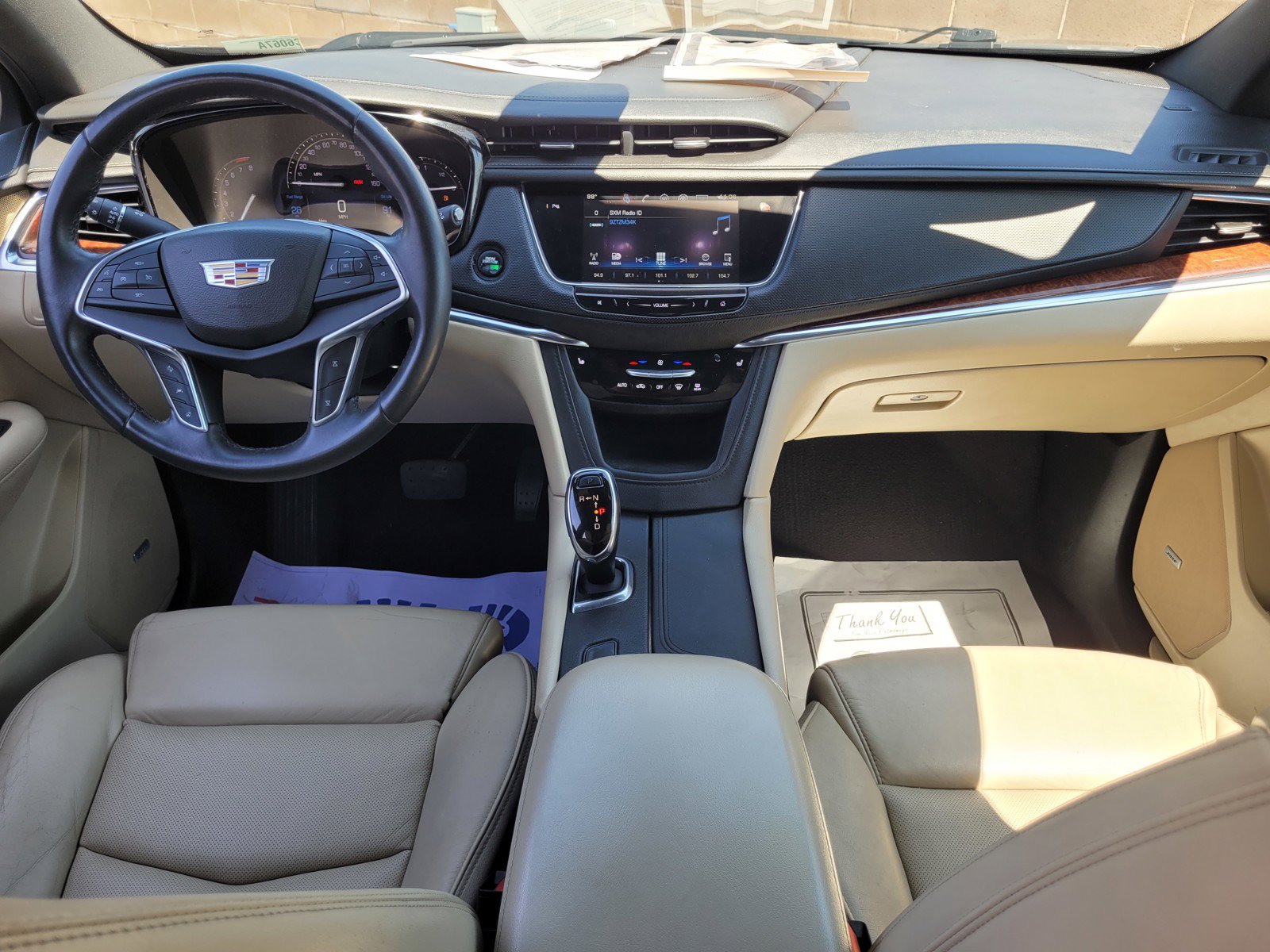 Used 2017 Cadillac XT5 Luxury w/ Driver Awareness Package FWD image 16