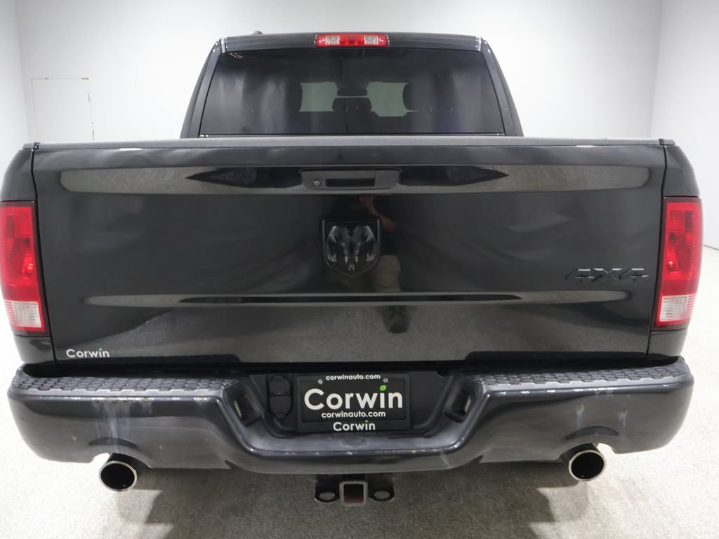 Used 2019 RAM 1500 Express w/ Express Value Package AWD/4WD video 3
