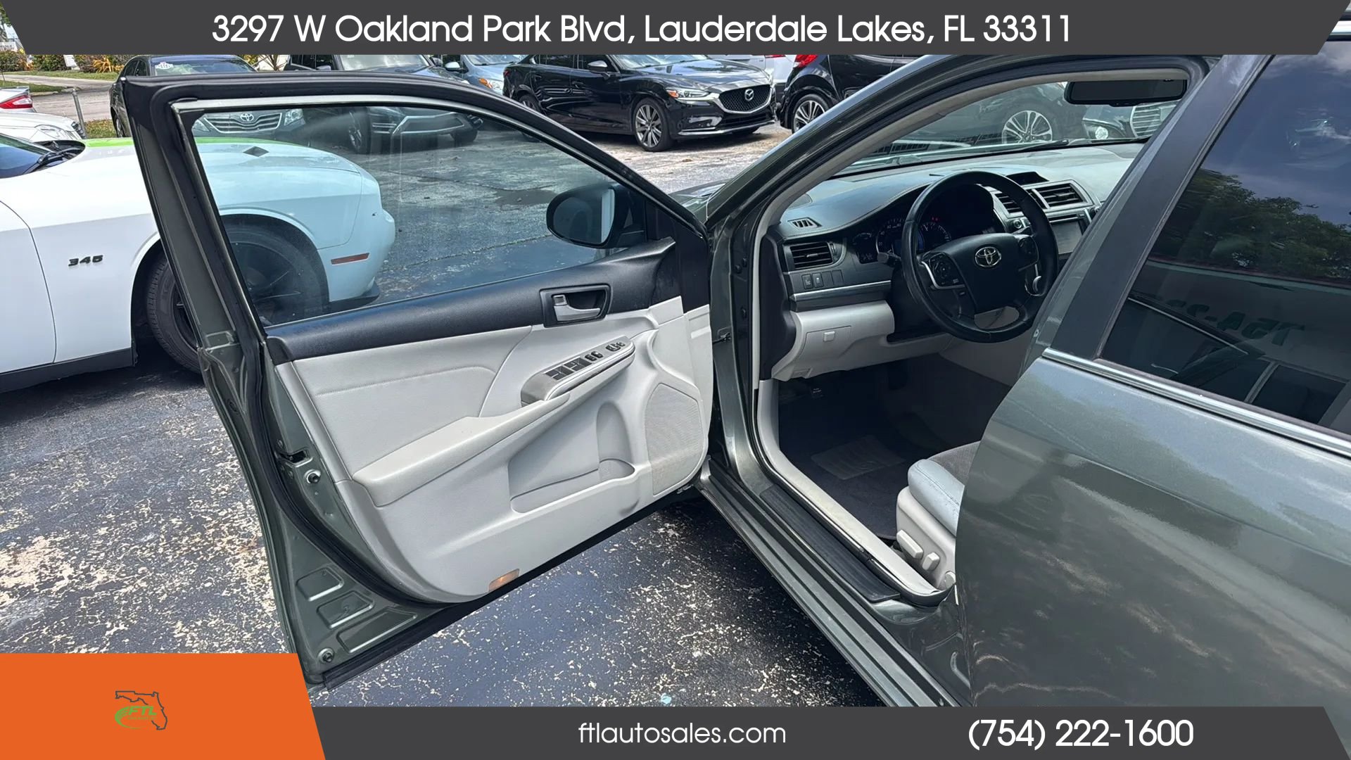 Used 2013 Toyota Camry XLE w/ Leather Pkg FWD image 19