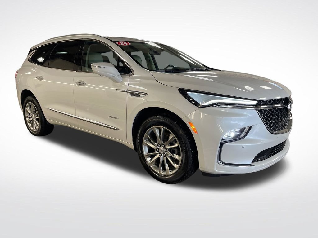 Used 2024 Buick Enclave Avenir w/ Avenir Technology Package AWD/4WD image 8
