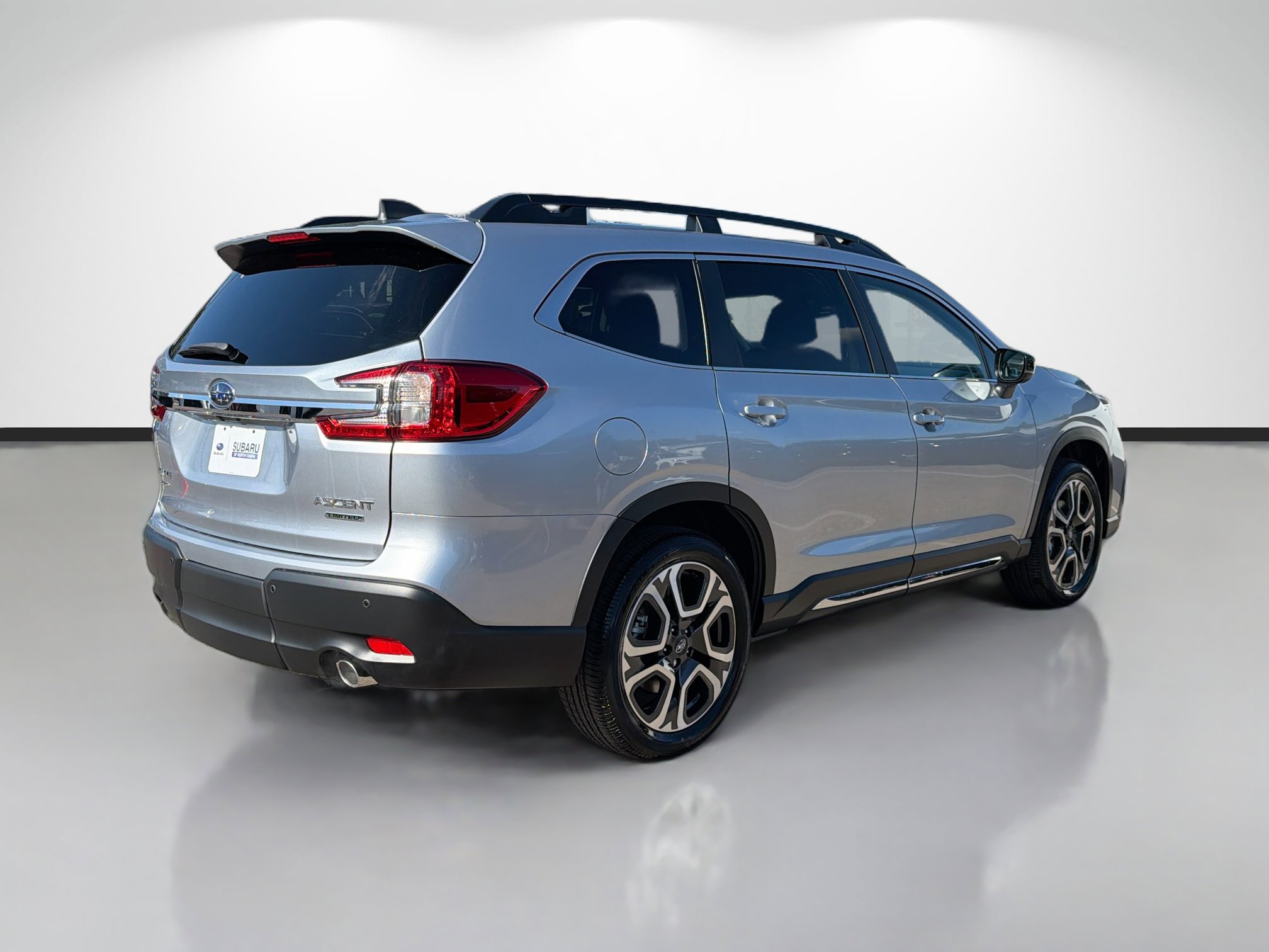 New 2026 Subaru Ascent Limited image 3