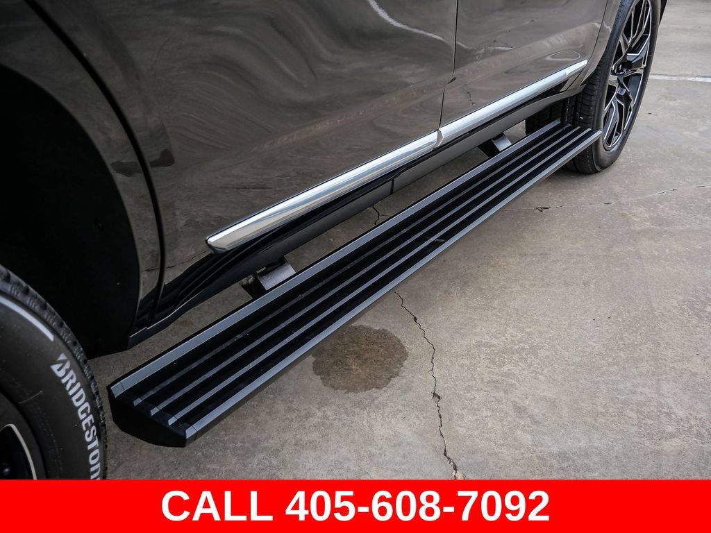 Used 2023 GMC Yukon Denali w/ LPO, Floor Liner Package AWD/4WD image 20