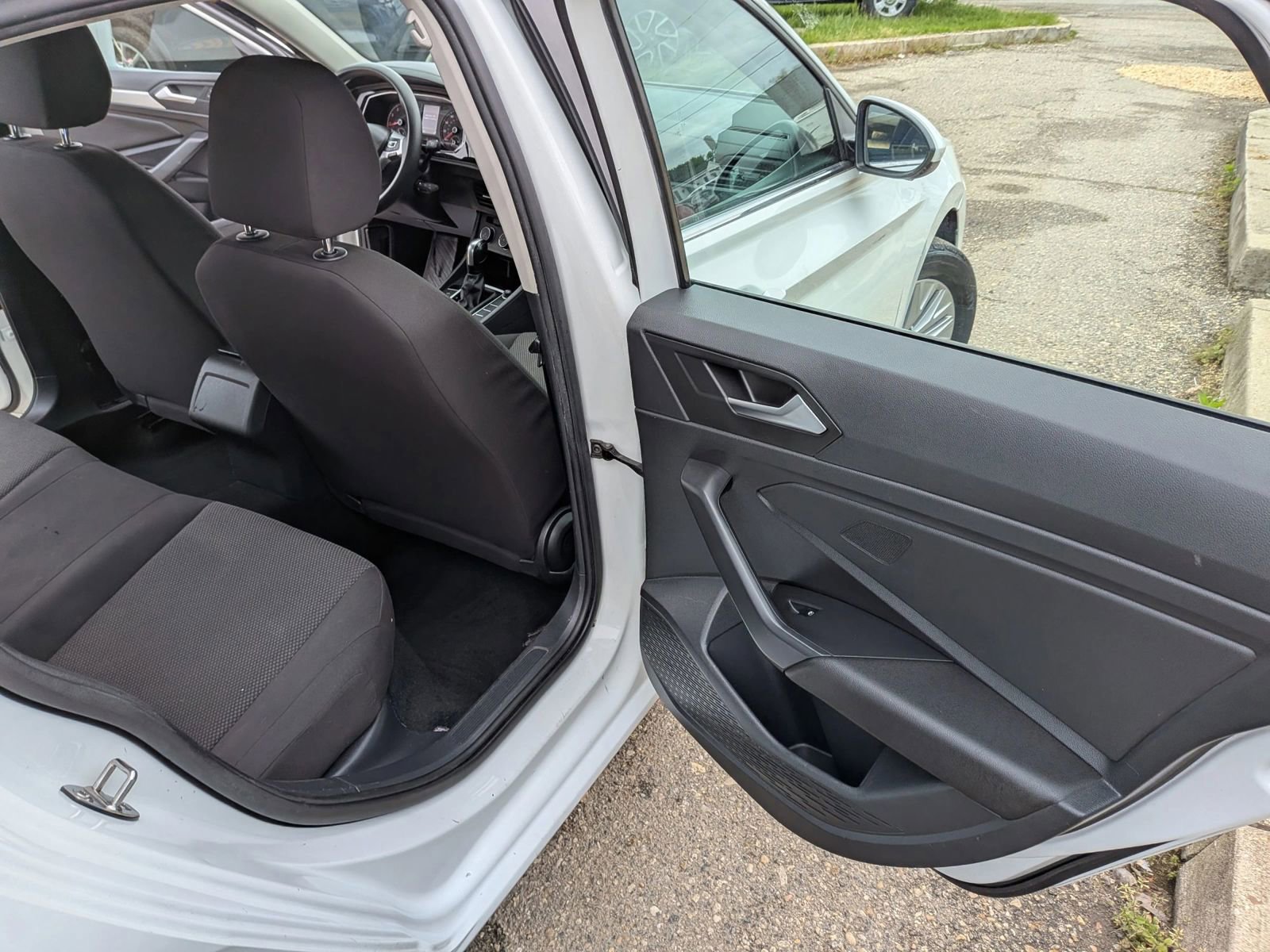 Used 2019 Volkswagen Jetta S w/ Driver Assistance Package FWD image 27