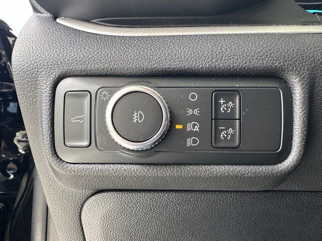 Used 2022 Ford Explorer XLT w/ Equipment Group 202A image 27