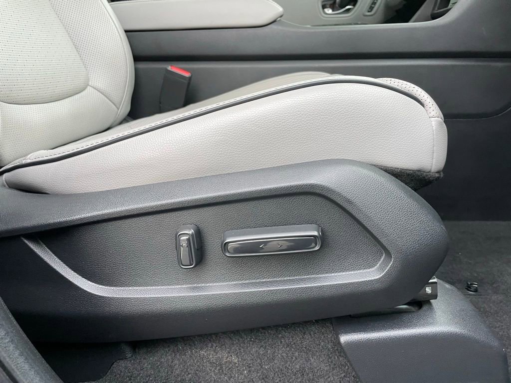 Certified 2023 Honda Pilot Elite image 34
