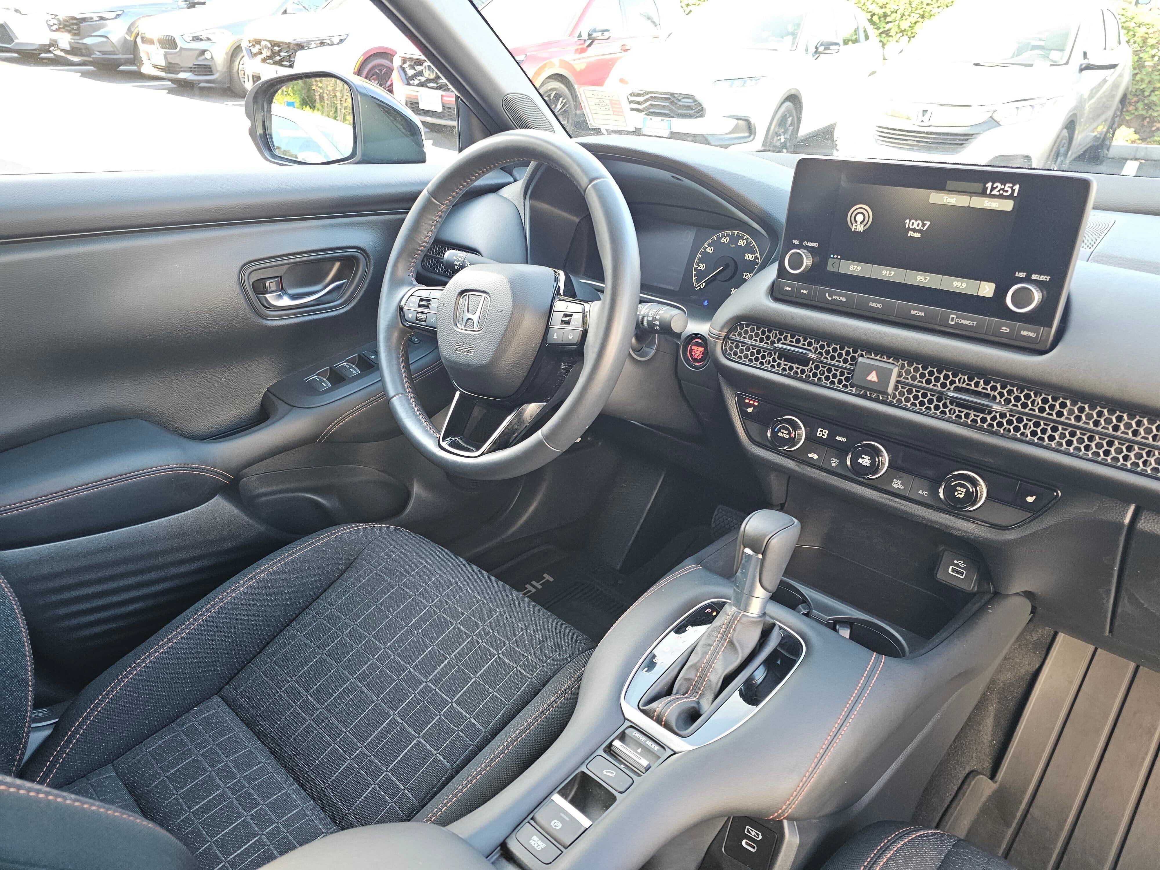 Used 2024 Honda HR-V Sport image 10