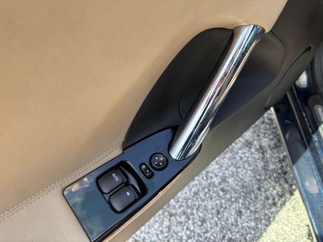 Used 2007 Saturn Sky w/ Premium Trim Pkg RWD image 12