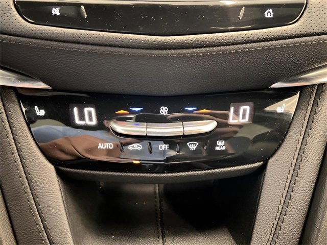 Certified 2023 Cadillac XT5 Premium Luxury w/ LPO, Floor Liner Package image 29