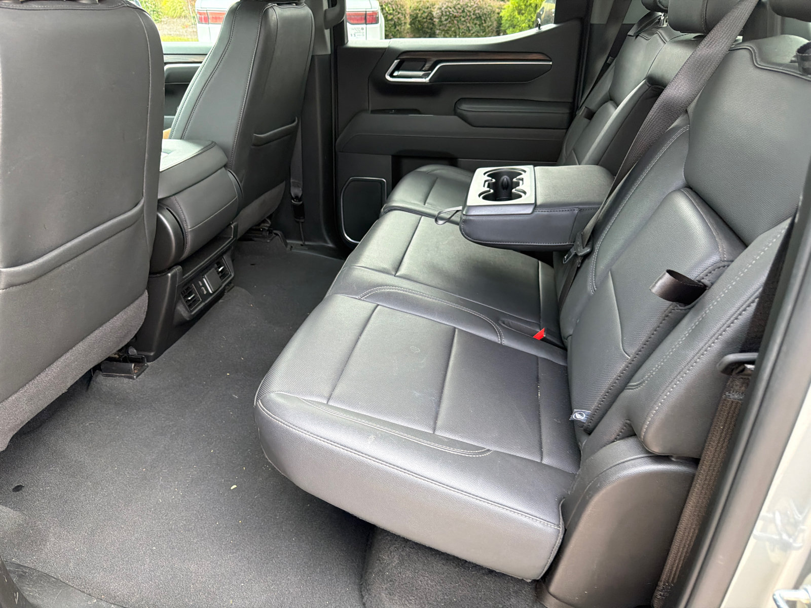 Used 2025 GMC Sierra 1500 SLT AWD/4WD image 23