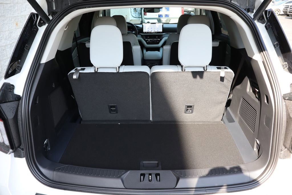 New 2026 Ford Explorer Platinum AWD/4WD image 20