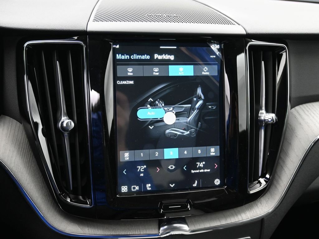 New 2025 Volvo XC60 B5 Plus w/ Protection Package Premier image 15