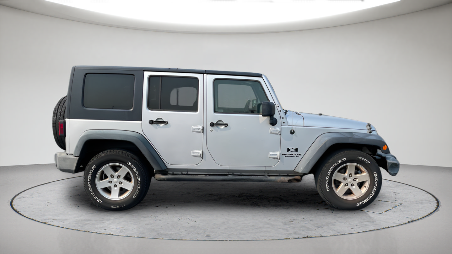 Used 2008 Jeep Wrangler Unlimited X AWD/4WD image 2