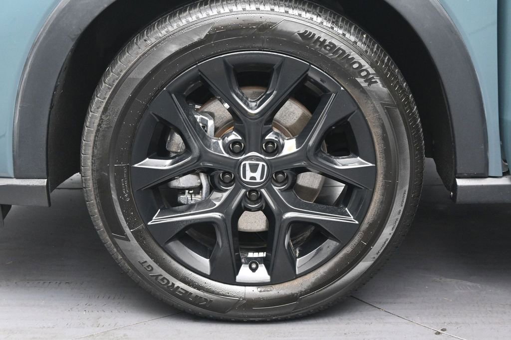 Used 2025 Honda HR-V Sport image 33