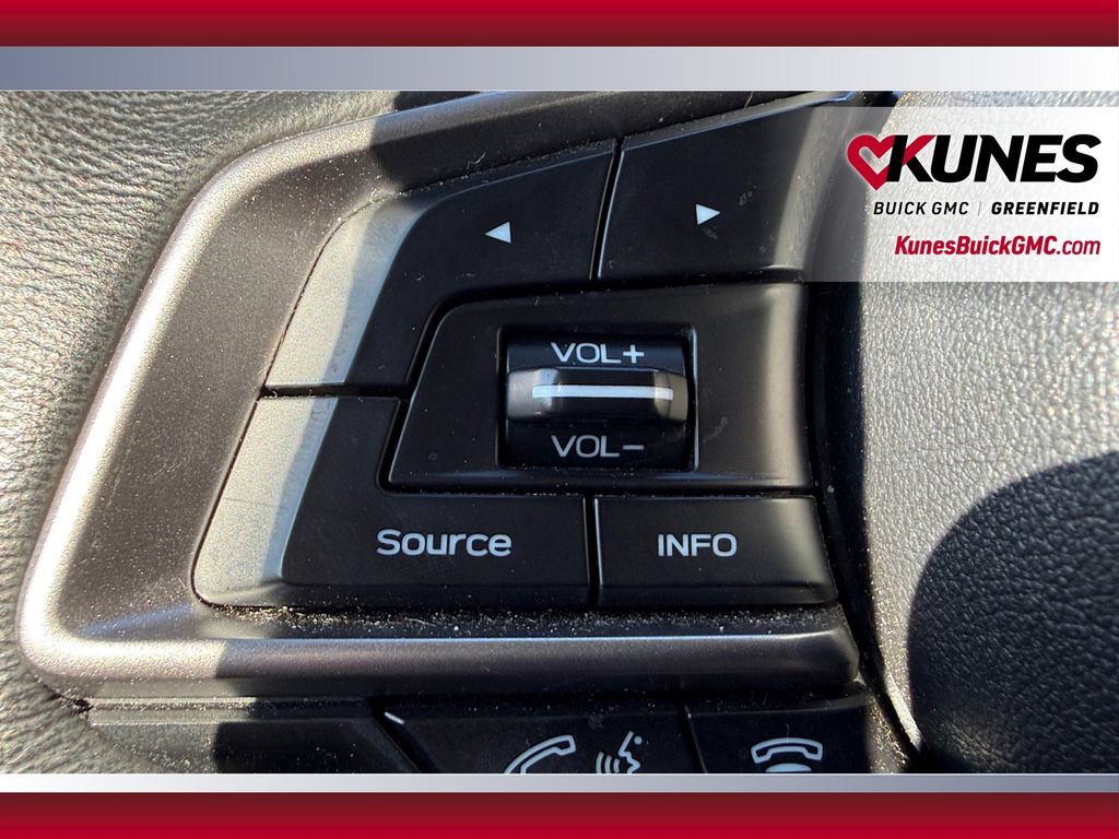 Used 2023 Subaru Forester Premium AWD/4WD image 17