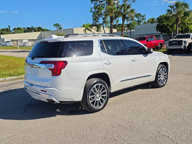 Certified 2023 GMC Acadia Denali FWD image 4