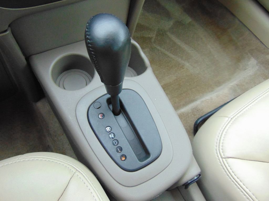 Used 2003 Saturn ION Level 3 image 10