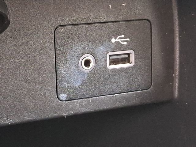 Used 2023 Nissan Versa SV image 25