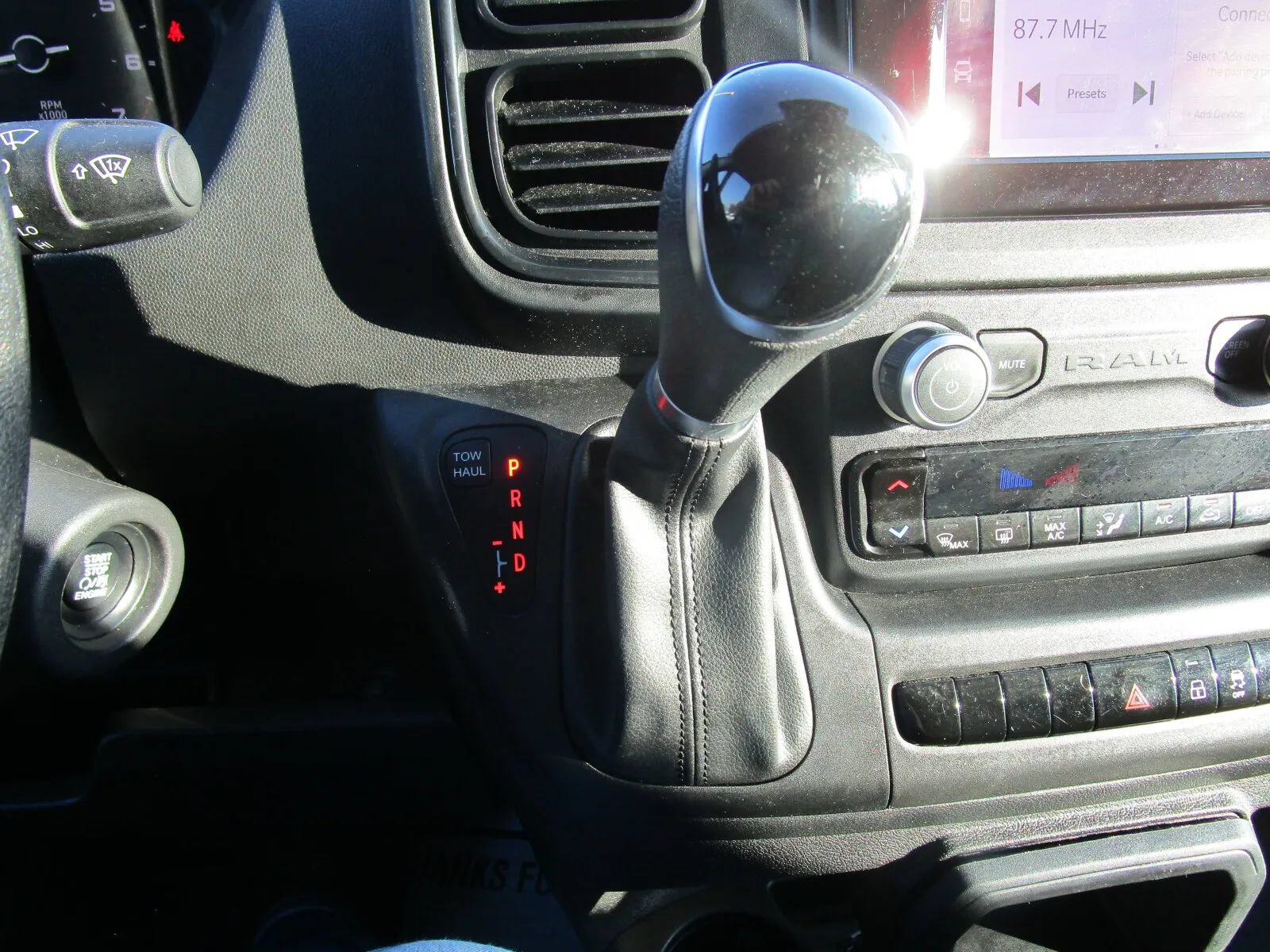 Used 2023 RAM ProMaster 2500 FWD image 18