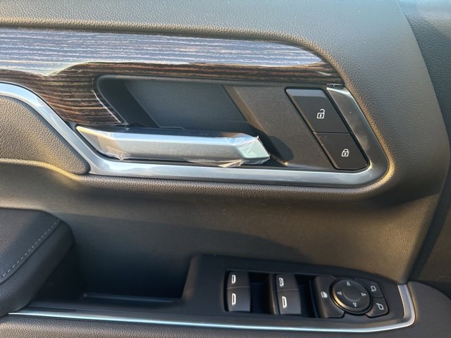 New 2026 GMC Sierra 1500 Elevation w/ Elevation Premium Package image 9
