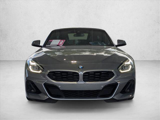Used 2025 BMW Z4 sDrive30i image 2
