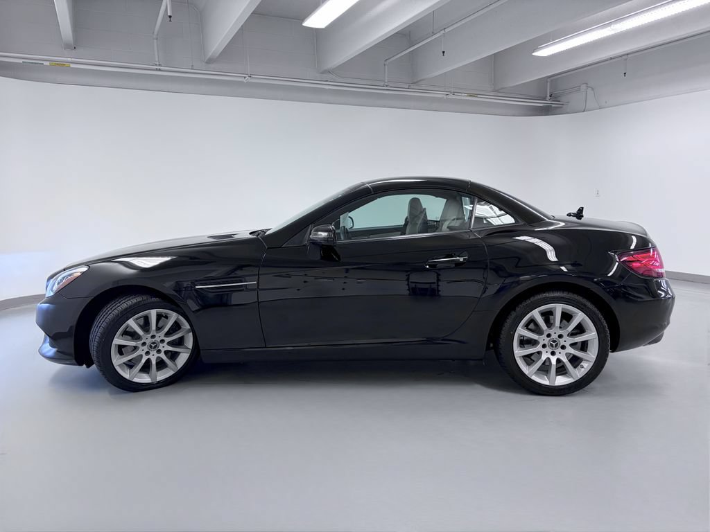 Used 2017 Mercedes-Benz SLC 300 image 5