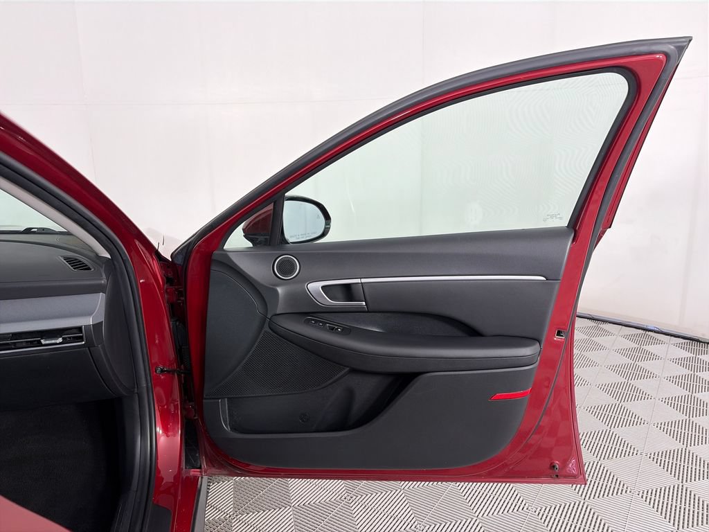 Used 2024 Hyundai Sonata SEL FWD image 31