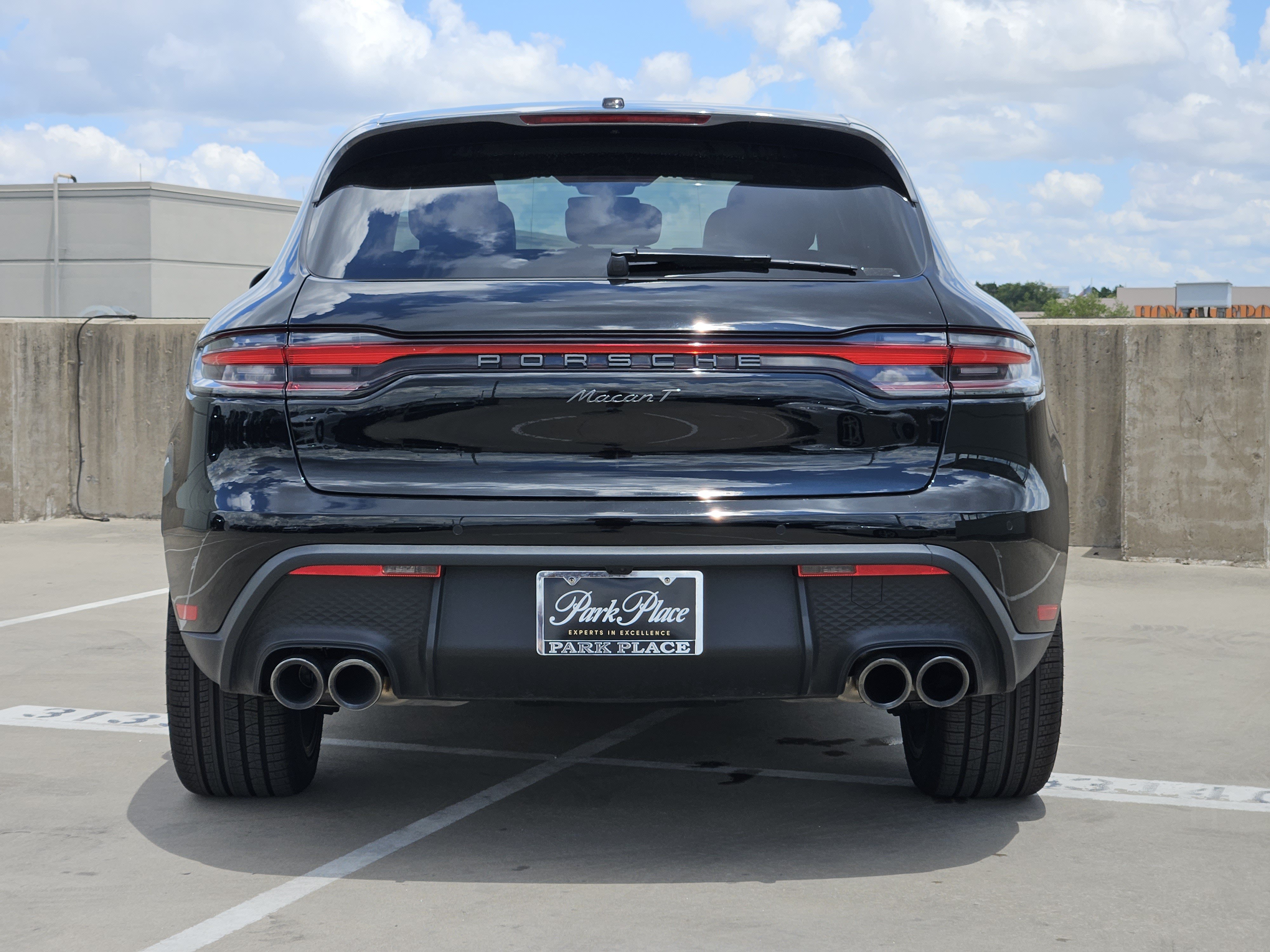 Certified 2026 Porsche Macan Turbo AWD/4WD image 7