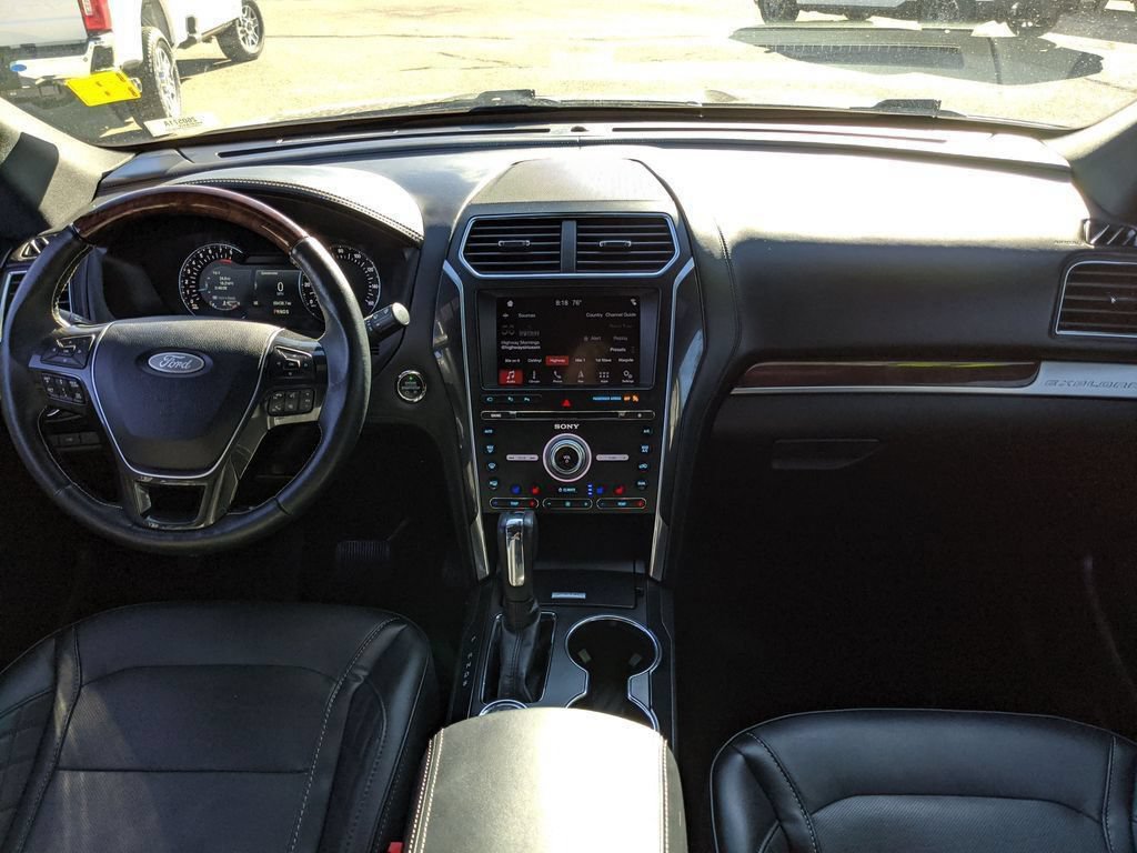 Certified 2018 Ford Explorer Platinum AWD/4WD image 7