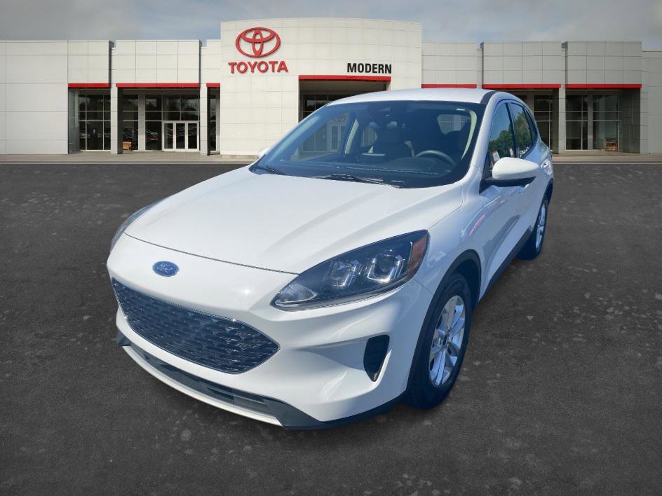 Used 2020 Ford Escape SE image 1