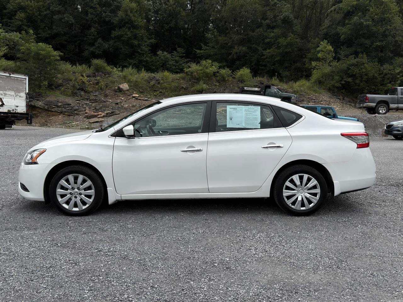 Used 2014 Nissan Sentra S FWD image 4