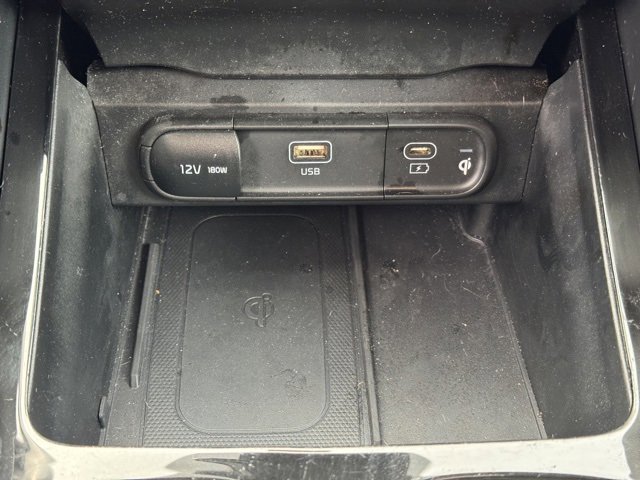 Used 2023 Kia Telluride S image 25