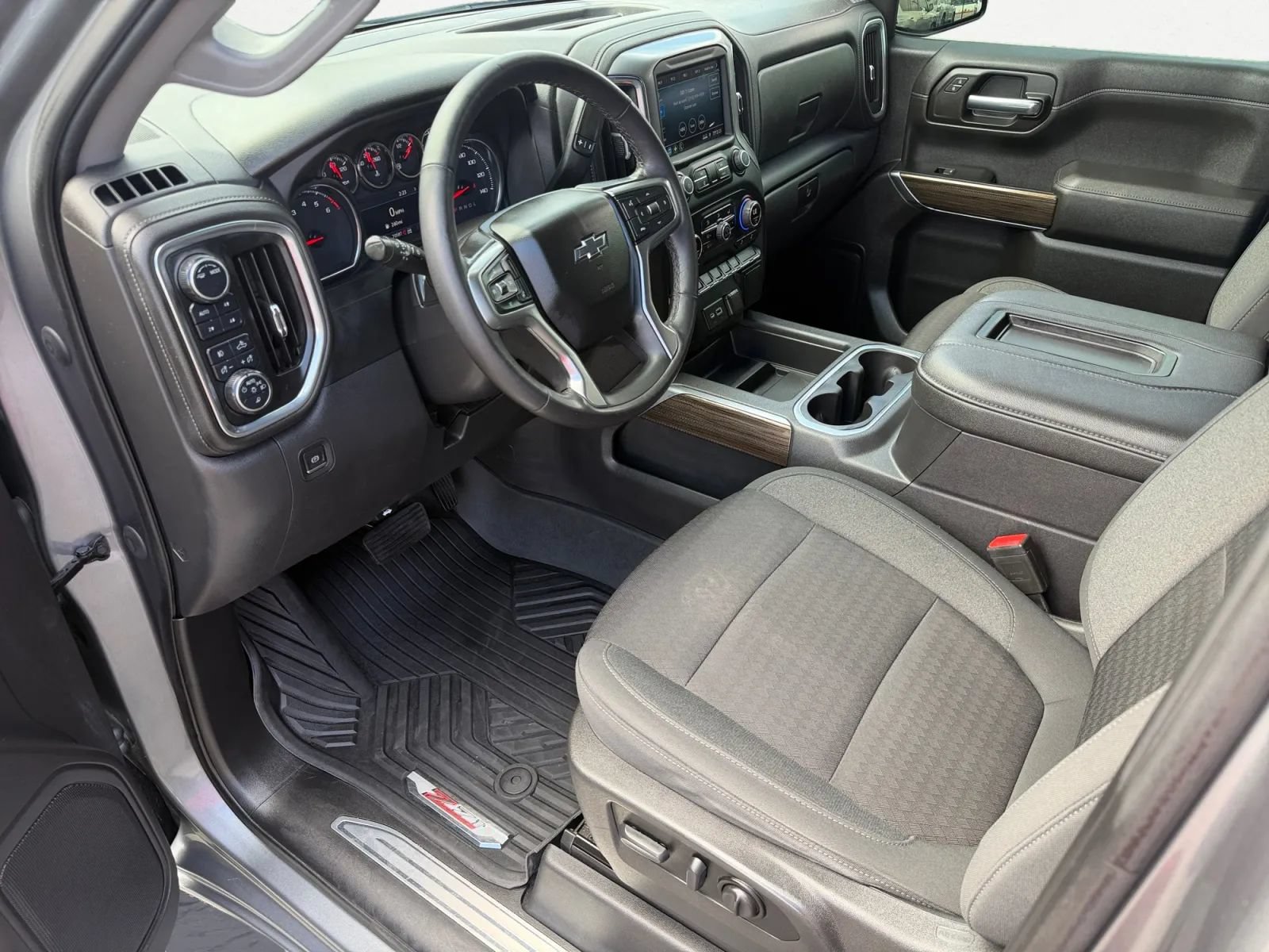 Used 2022 Chevrolet Silverado 1500 LT Trail Boss w/ Safety Package AWD/4WD image 11