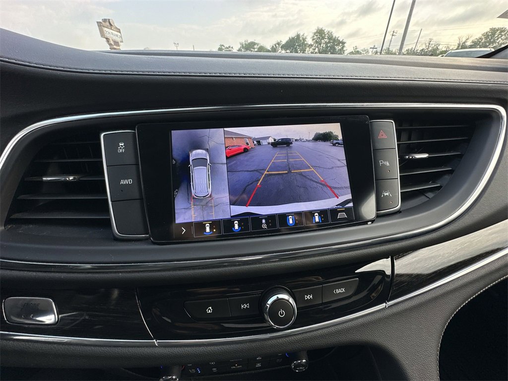 Used 2021 Buick Enclave Avenir image 17