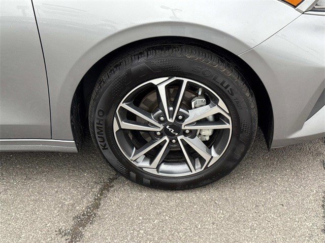 Used 2024 Kia Forte LXS w/ LXS Technology Package image 7