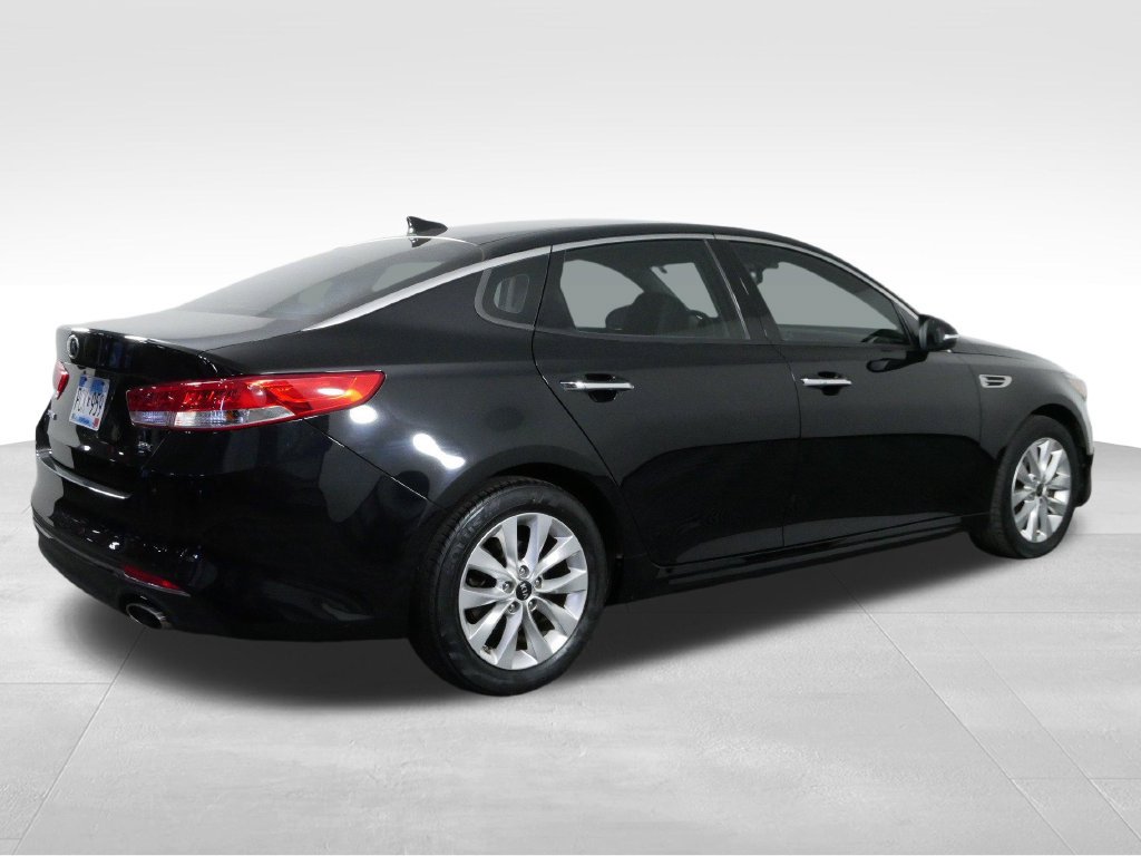 Used 2017 Kia Optima EX FWD image 10