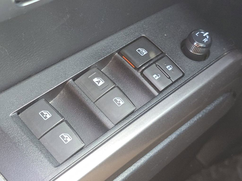 Used 2019 Toyota Tacoma SR5 image 23