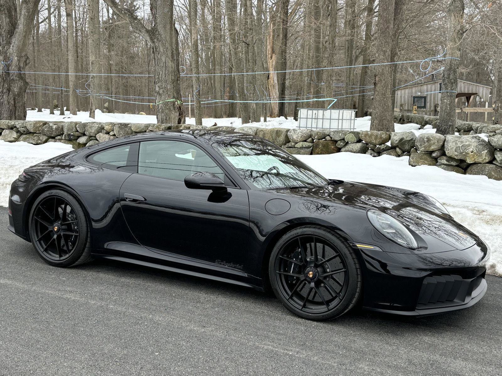 Used 2025 Porsche 911 Carrera 4 GTS image 14