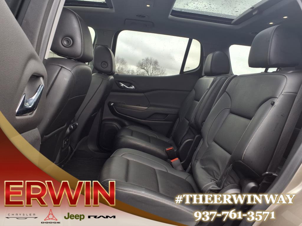 Used 2022 GMC Acadia SLT w/ Technology Package image 6