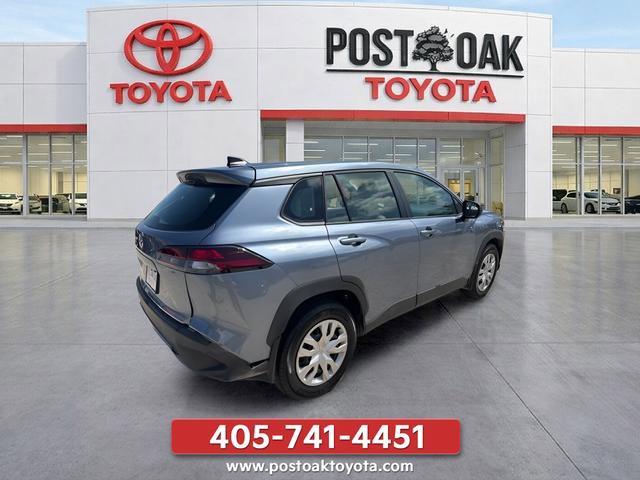 Used 2026 Toyota Corolla Cross L FWD image 11